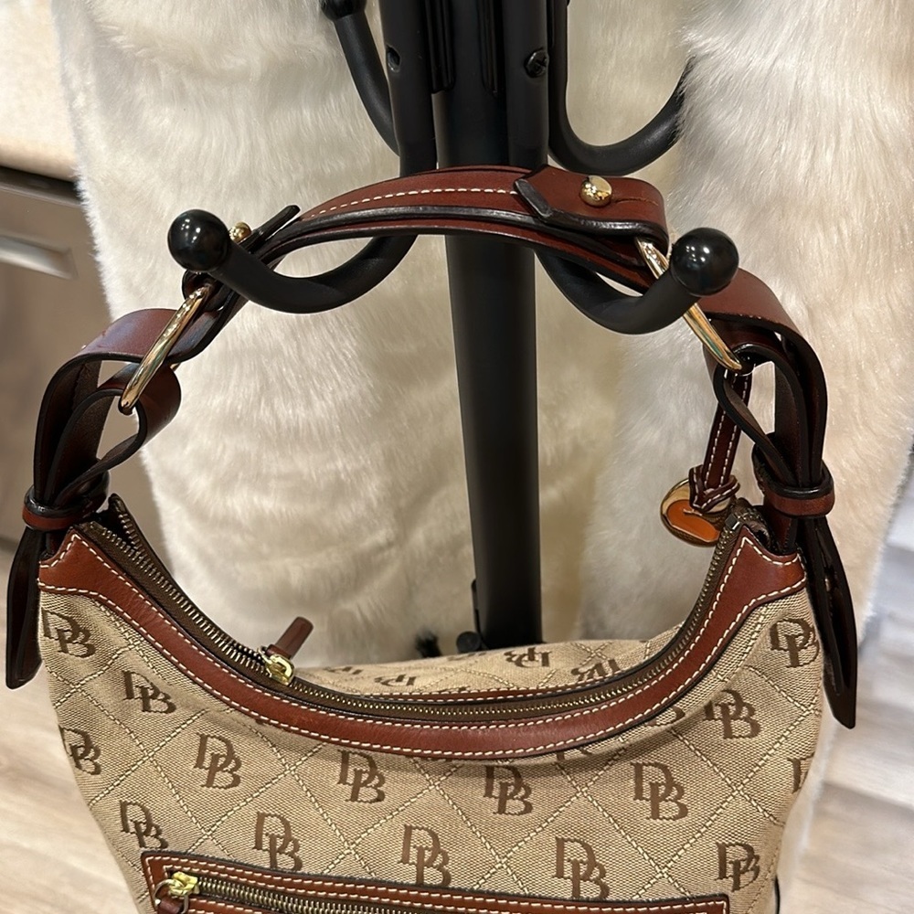 Dooney and bourke ladies shoulder bag in brown - Picture 8 of 12